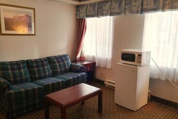 فندق Best Value Inn & Suites Parry Sound
