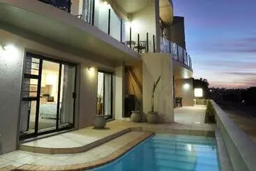 ペンション Bartnique Guesthouse