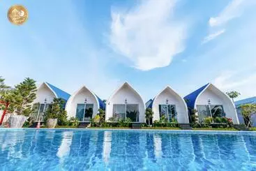 استراحتگاه Jasmine River Front