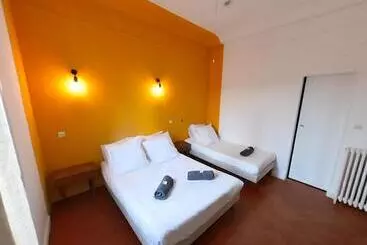 Hotel La Casa Dina