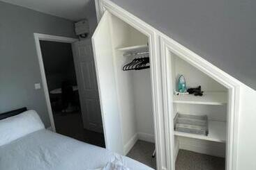 آپارتمان‌های توریست‌ها Luton Short Term Lets   Cardiff Road