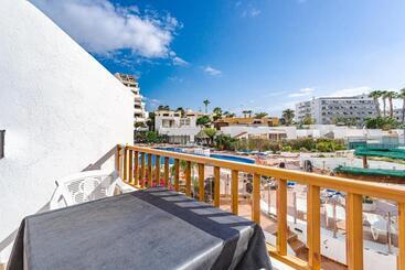 Turistlägenheter Lovely Studio, La Pinta Beach, Complex Los Geranios