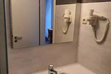 Hotelli Friedensbruecke