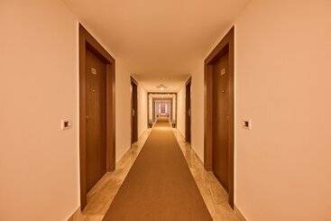 בית מלון כפרי Renest Haridwar