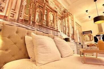 ツーリストアパートメント La Marquise Cosy Flat Jacuzzi Senlis