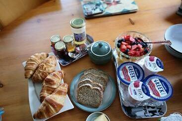 צימר Room With A View