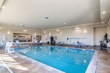 هتل Embassy Suites Palmdale