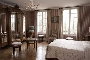 ホテル Hôtel Les 3 Falaises