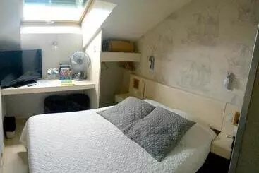 Отель Logis Hôtel & Restaurant Arcombelle