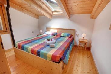 آپارتمانهای توریستها Taulain Gotrosio