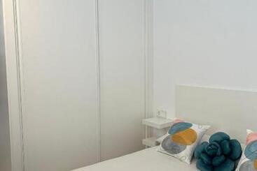 Turistlägenheter 2 Jj E Hijos Conil Sl