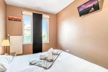 관광객 아파트 Homey Genius   à 100 M De La Douane/terrasse Privée