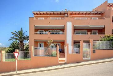 آپارتمانهای توریستها Son Bou By The Sea