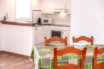 آپارتمانهای توریستها Son Bou By The Sea