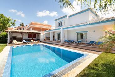 پانسیون Casa Azul