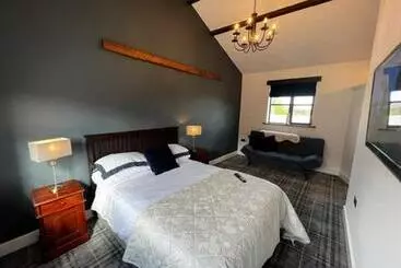 ツーリストアパートメント Beautiful Newly Converted Barn In St Hilary