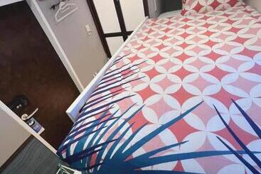 誠家 makoto Hostel