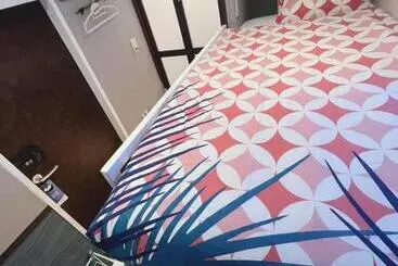 誠家　makoto Hostel