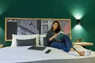 ホテル Lokal Rooms X Mm Alam