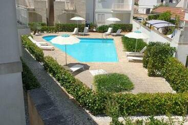 מלון דירות Le Piscine Relax