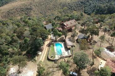 Hotel Reserva Canto Da Vida Chalés E Camping