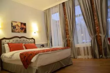 Отель Konak Suites