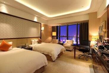 Отель Wyndham Grand Plaza Royale Changsheng Jiangyin