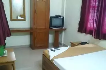 پانسیون Central Saphire Residency Only For Indians