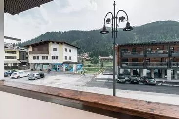 ツーリストアパートメント [campiglio Apartment] Free Parking & Self Check In