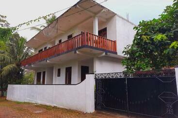 Hotell Sea Bay Inn Tangalle