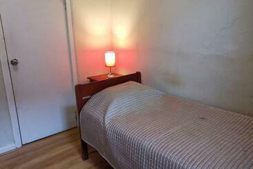 ペンション Fully Furnished Single Room, Great Pricing! Gr