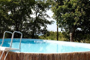 민박 Mas De La Gonnette