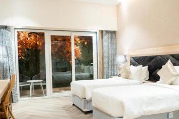 בית מלון כפרי Clarks Inn Suites Kangra