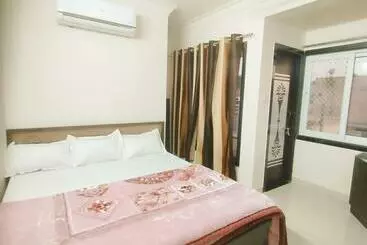 ホテル Shree Chandram   10min Walking Distance To श्रीnathji Temple