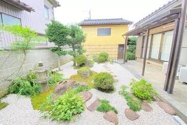 پانسیون ゲストハウス山吹