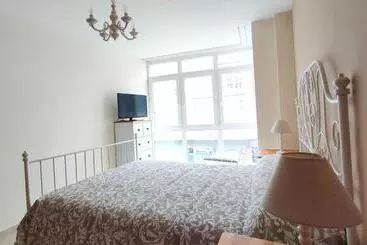 آپارتمان‌های توریست‌ها Casa Charo   Sardiñeiro