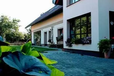 Ostello Dvoupokojový Apartmán S Kuchyňským Koutem