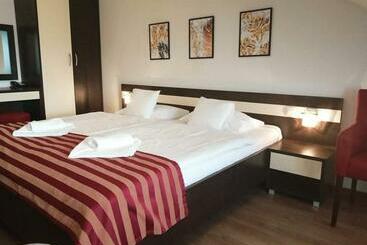 아파트호텔 Apartmán Athos Bešeňová   Hotel Bešeňová