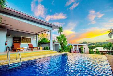 فندق Naiharn Paradise Boutique