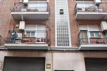 آپارتمان‌های توریست‌ها Lucero Apartamento