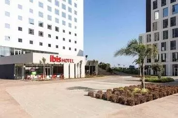 酒店 Ibis Casanearshore