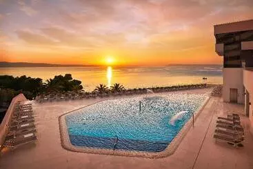 Отель Medora Auri Family Beach Resort