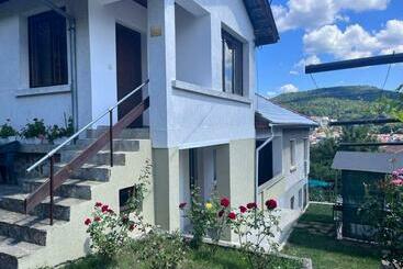 بنسيون къща рачеви