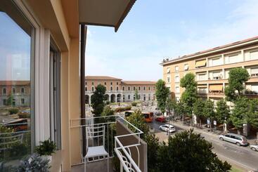 پانسیون Guest House Web Room