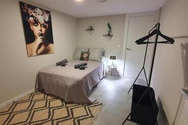 آپارتمانهای توریستها Pool & Snooker Villa