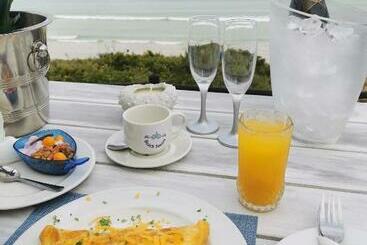 Pensionat Langebaan Beach Towers