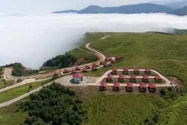 Flora Handüzü Resort & Wellness Bungalow