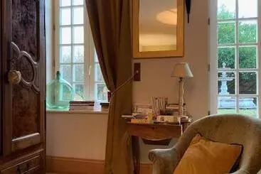 Aamiaismajoitus (B&B) Studio En Ville Et Campagne