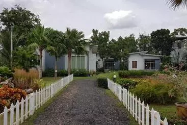 Resort ร่มปาล์มรีสอร์ท สระบุรี Rompalm Saraburi