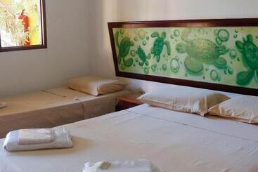 הוסטל Praia Sol Pousada